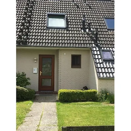 Holiday home Next Door To